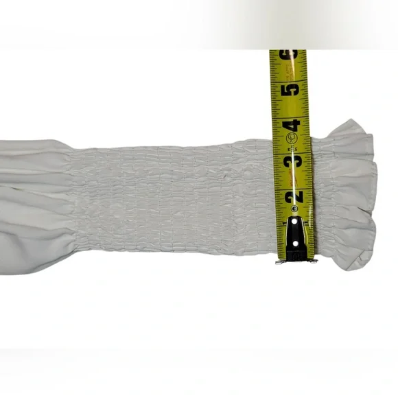 Victorian White Knit Puff Sleeves Cardigan Size S/M - Picture 9 of 12